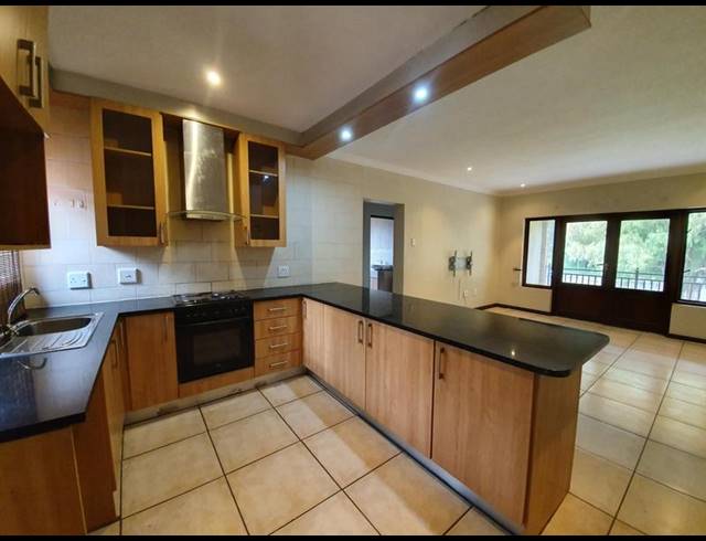 2 BEDROOM APARTMENT FOR SALE IN WILROPARK